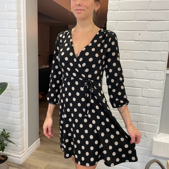 Closet clean out - Picture 7 of 10